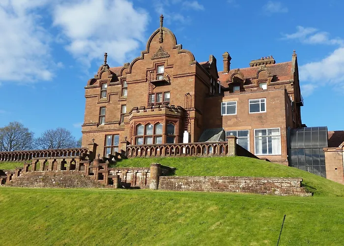 Pet Friendly hotel: Adamton Country House Hotel