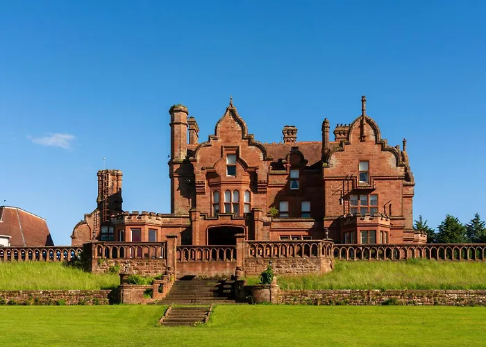 Adamton Country House